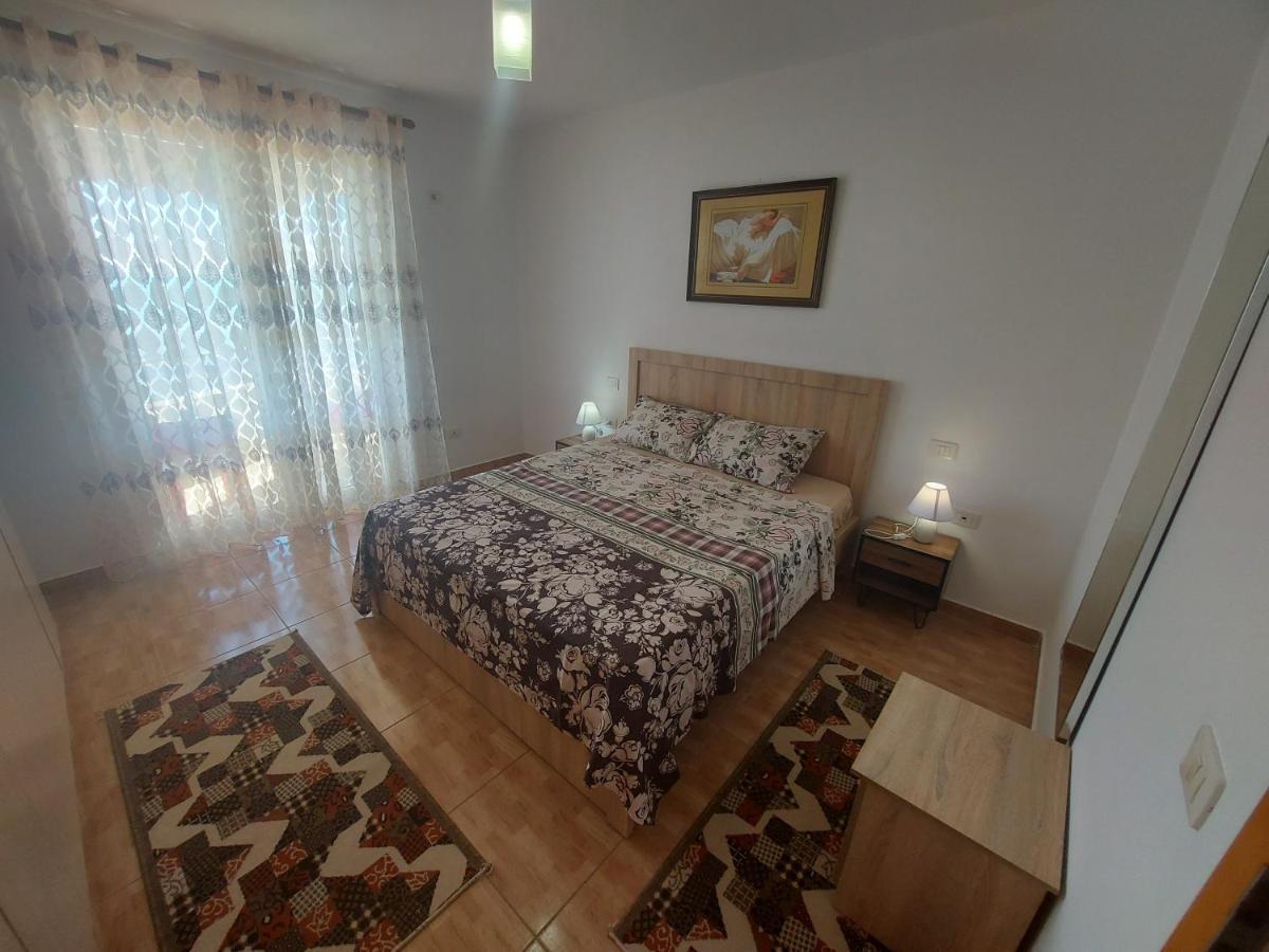 Bral Apartments 4 Durres Bagian luar foto
