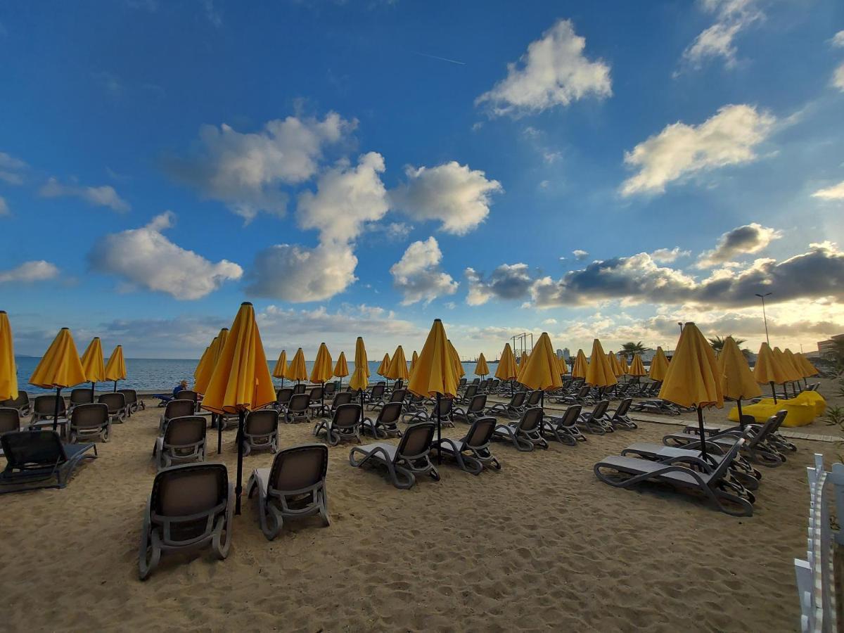 Bral Apartments 4 Durres Bagian luar foto