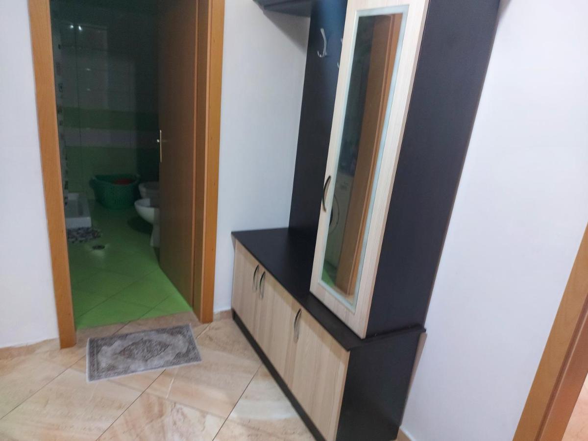 Bral Apartments 4 Durres Bagian luar foto
