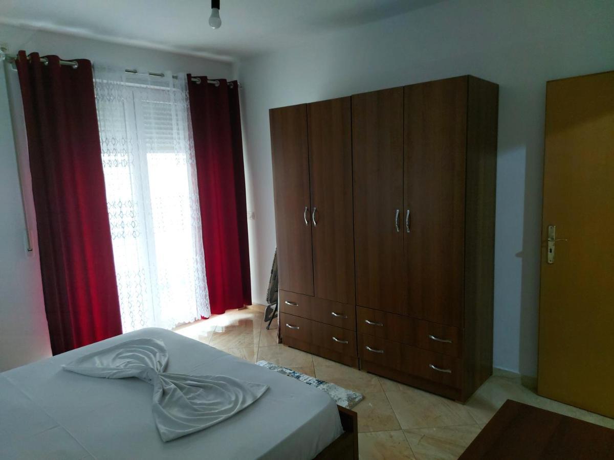 Bral Apartments 4 Durres Bagian luar foto