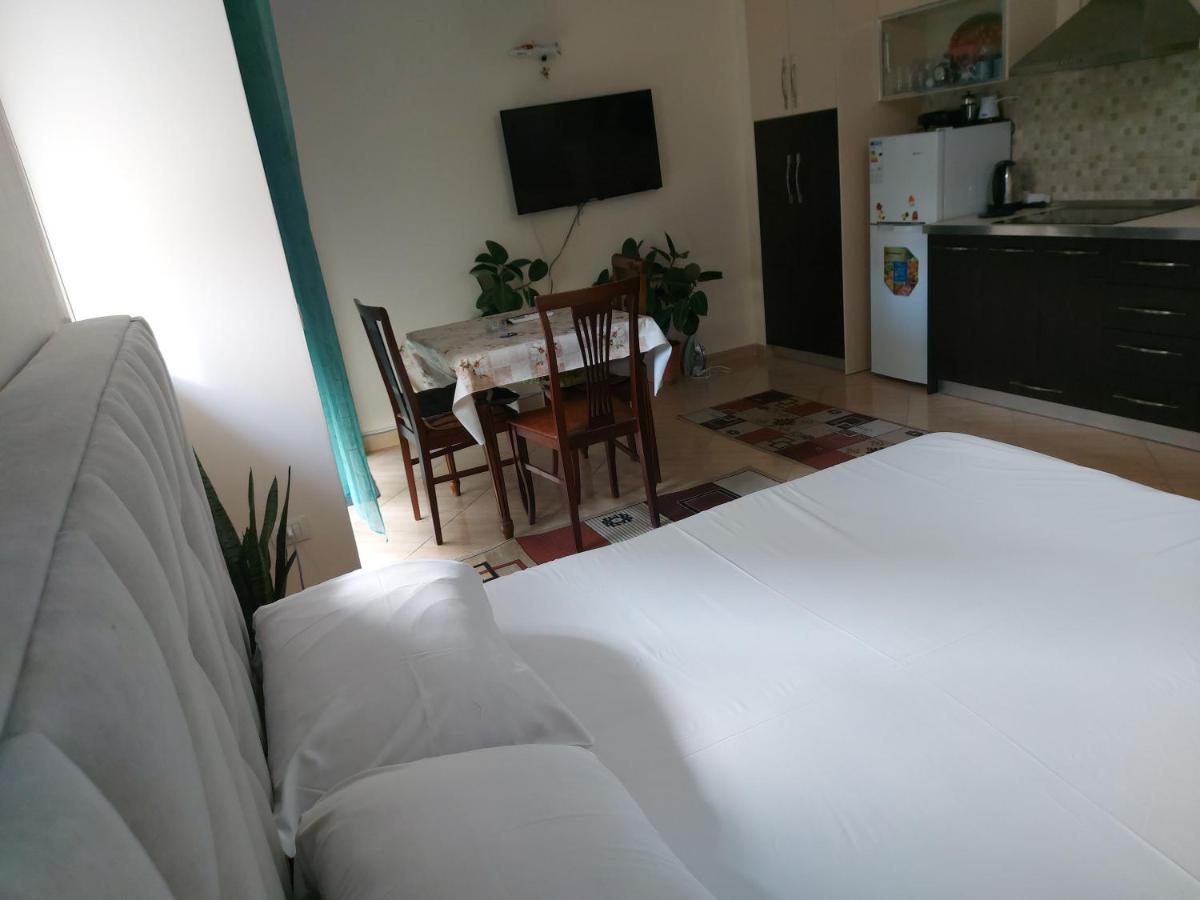 Bral Apartments 4 Durres Bagian luar foto
